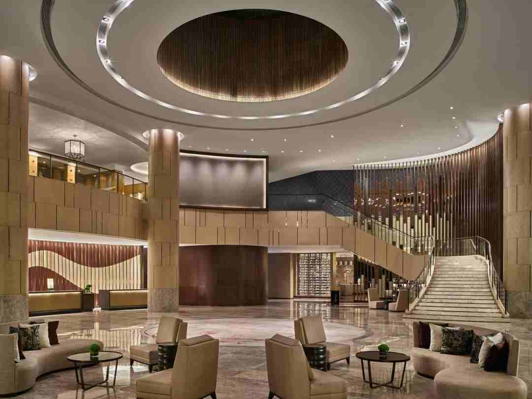New World Casino Hotel nổi bật giữa trung tâm Sài Thành náo nhiệt
