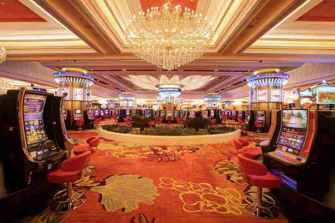 Lối ra vào sòng casino khá rộng rãi và gọn gàng